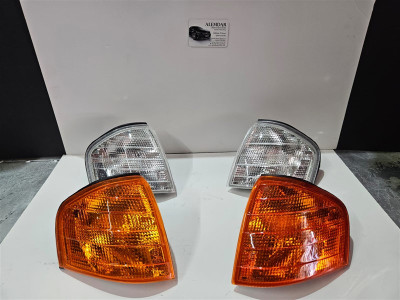 Mercedes W202 Sağ Sol Sinyal Sarı Beyaz