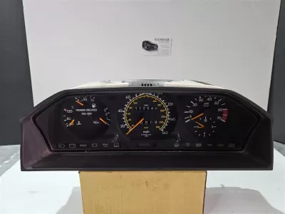 Mercedes W124 amerikan tipi kilometre saati
