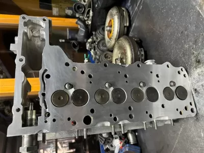 Mercedes OM 602 çıkma silindir kapağı